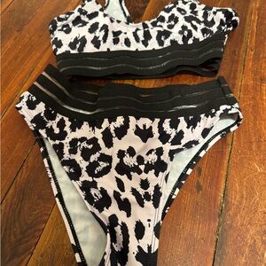 SHEIN Monochrome Animal Print Bikini